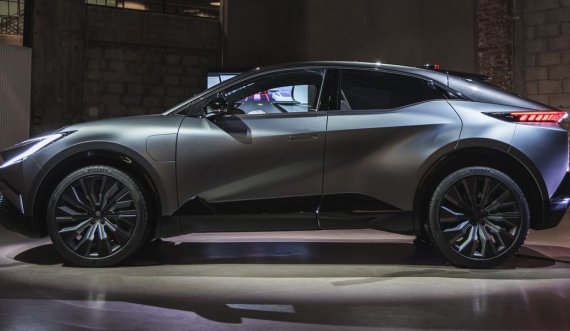 Toyota ka planifikuar të shtojë linjën e automjeteve elektrike 