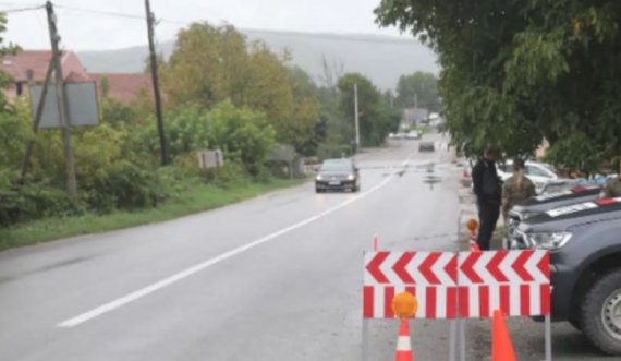 Në Zveçan sulmohen dy persona në veturë nga persona të panjohur