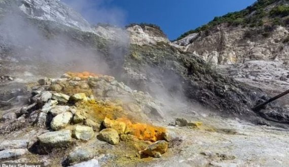 Paralajmërimi i shkencëtarëve: Mund të shpërthejë supervullkani