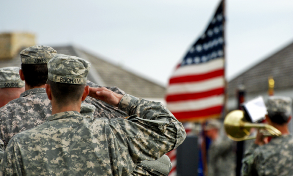 Shtëpia e Bardhë publikon raportin, ja sa është numri i ushtarëve amerikanë në Kosovë