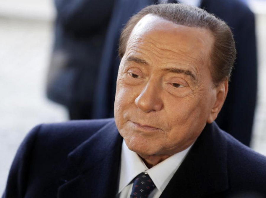 Vdes Silvio Berlusconi