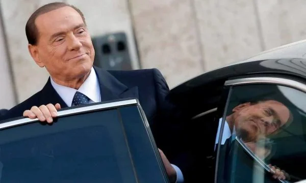 Kush do ta trashëgojë pasurinë e Berlusconit...ja kush pritet tëjet pronar i pasurisë miliardëshe