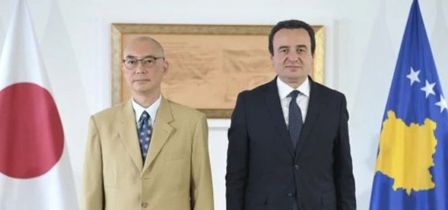 Kurti mirëpriti në takim diplomatin japonez
