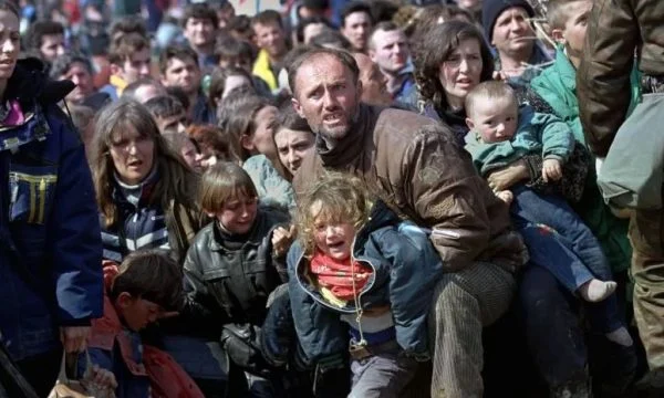 Vjosa Osmani: Më shumë se gjysma e kosovarëve u bënë refugjatë si pasojë e gjenocidit të Millosheviqit