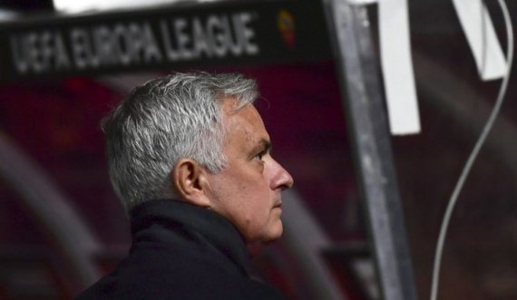 Pas dënimit, Jose Mourinho po i hakmerret UEFA-s