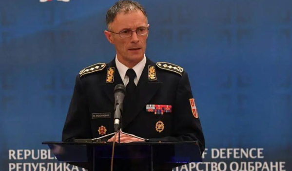 Mediat serbe: Shefi i ushtrisë serbe në ora 16:00 mban konferencë të jashtëzakonshme për ngjarjet në Kosovë