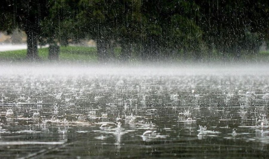 Moti në Kosovë, pasdite mundësi për rrebeshe shiu