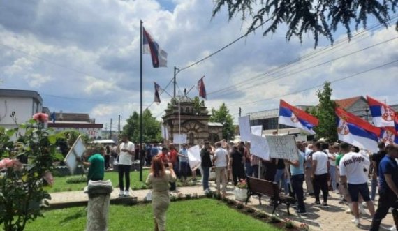 Me “Deklaratën e Vidovdanit”, përfundon tubimi i serbëve në qendër të Graçanicës