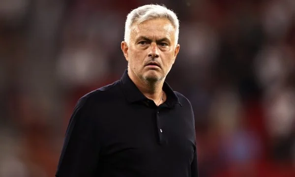 Mourinho e refuzoi ofertën e majme nga Al-Hilal