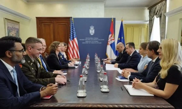Zyrtarja e Departamentit Amerikan të Mbrojtjes në Serbi, Daçiq e çmon rolin KFOR’it para saj