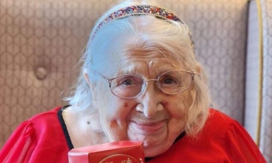 Gruaja 100-vjeçare tregon sekretin e një jete të gjatë