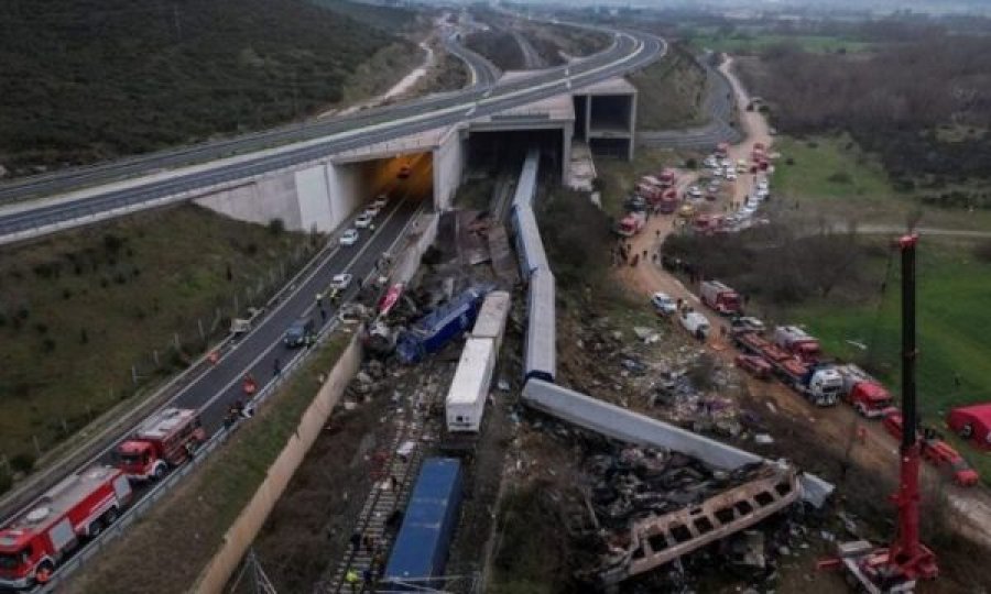 Aksidenti tragjik në Greqi, ende 2 trupa të paidentifikuar, mes tyre dhe 23-vjeçarja shqiptare