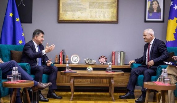 Miroslav Lajçak takohet edhe me ministrin Sveçla