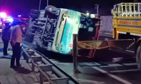 Aksidentohet autobusi i klubit, 15 të lënduar