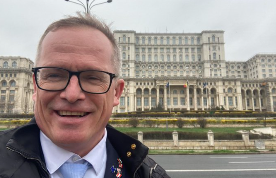 Fehlinger i bën thirrje Rumanisë që ta njohë shtetin e Kosovës