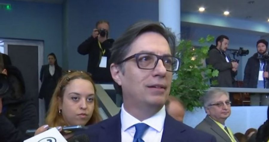 Pendarovski uron që të arrihet marrëveshja për normalizim raportesh në mes Kosovës dhe Serbisë