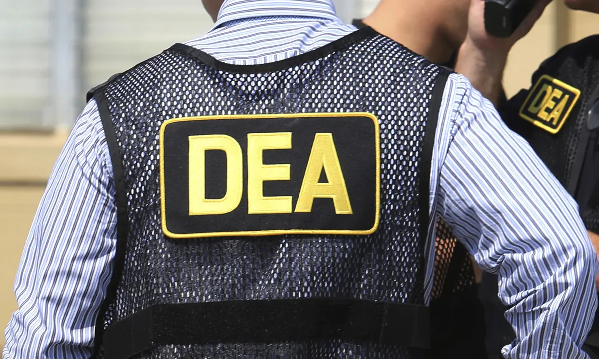 DEA amerikane në Shqipëri e merr pushtetin në sistemin e drejtësisë për betejën antikrim