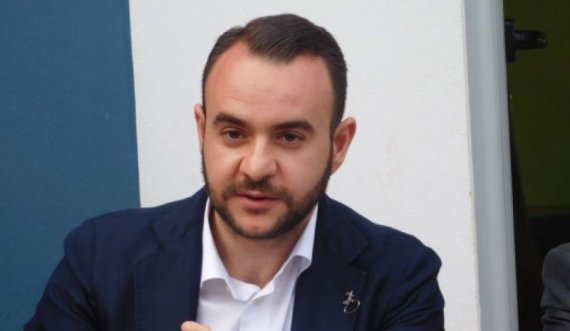 Arrestimet e zyrtarëve, Balliu: Narko-trafikantët me kostum, fytyra e vetme e pushtetit të Ramës!