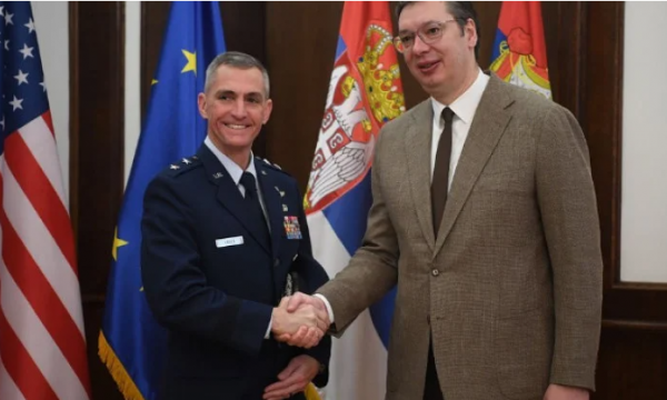 Presidenti serb takon gjeneralmajorin amerikan, e falënderon për sjelljen e KFOR-it në veri