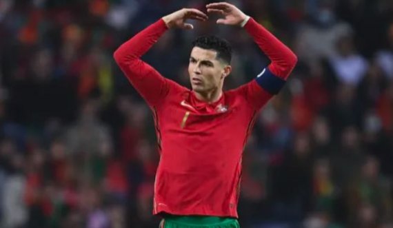 Ronaldo shënon gol nga goditja e lirë