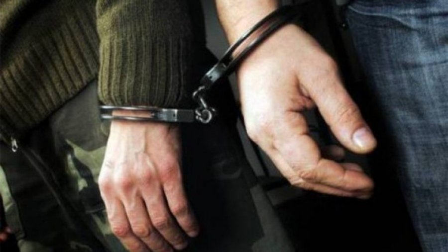 Aksion kundër bixhozit në Prishtinë e Pejë, arrestohen 10 persona 