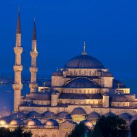 Muaji i shenjtë i Ramazanit po fillon, ja kur janë syfyri dhe Iftari i parë