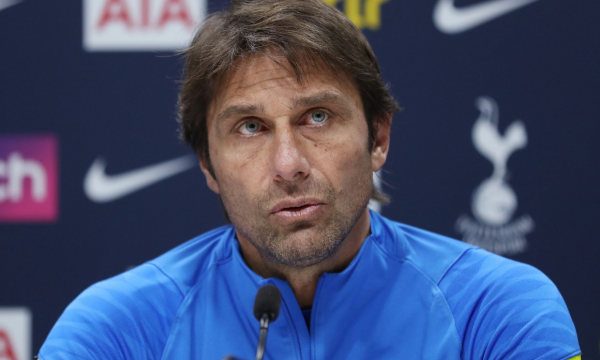 Conte në listën e zëvendësuesve të Xavit te Barcelona