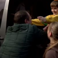 Ribashkohen me familjet e tyre fëmijët ukrainas që Rusia i dërgoi në Krime