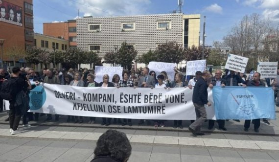 Punëtorët e sektorit privat – Qeverisë e kompanive: Kthjelluni ose lamtumirë