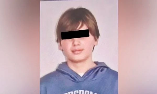 Arrestohet babai i 14 vjeçarit që kreu vrasjen në shkollë fillore 