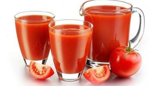 Njihuni me dobitë nga pirja e lëngut të domatës