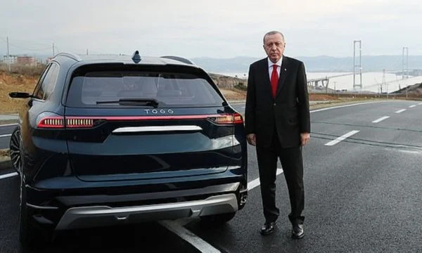 Para zgjedhjeve Erdogan pranon veturën e parë Togg