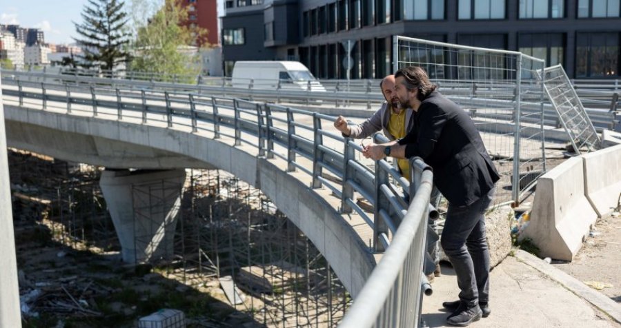 Rama inspekton punimet e tri rrugëve në Prishtinë