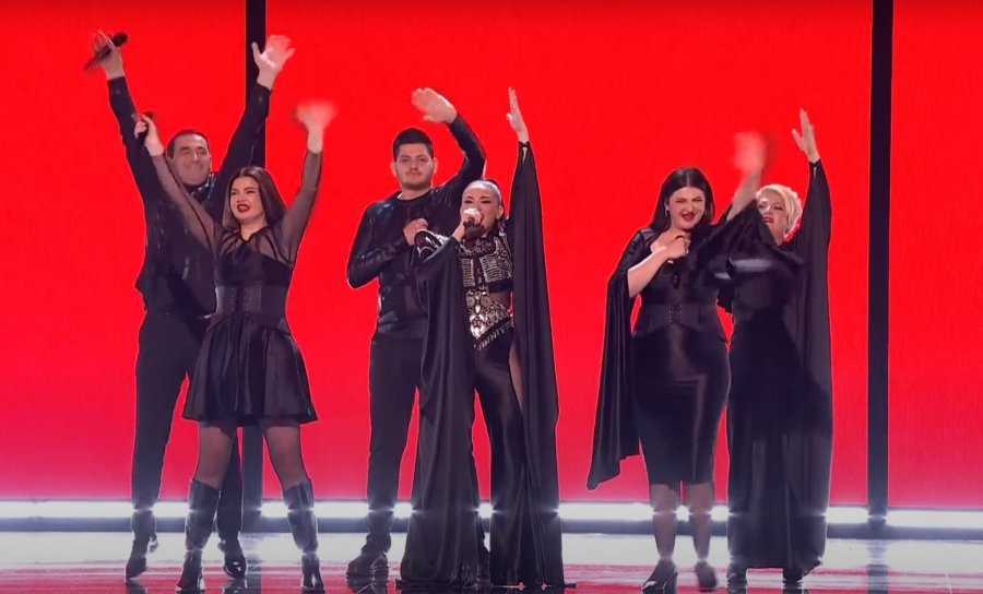 Albina dhe Familja Kelmendi shkëlqejnë me paraqitjen e tyre në gjysmëfinalen e 'Eurovision 2023'