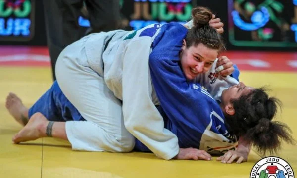 Shpresa e fundit për medalje : Loriana Kuka zbret sot në tatami, synon t’i sjell Kosovës medalje të Botërorit