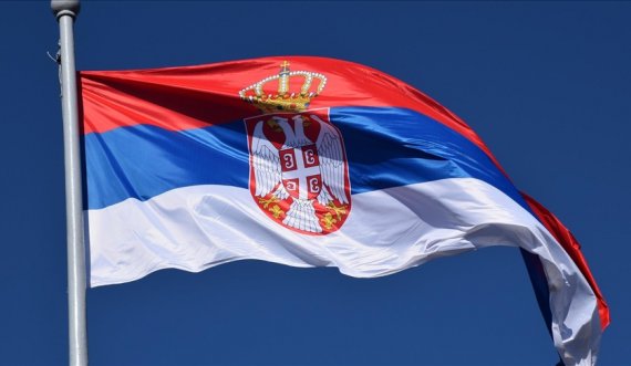 A do të lejon perëndimi që Serbia e mbrapshtë të shndërrohet në Rusi të vogël në Ballkan?