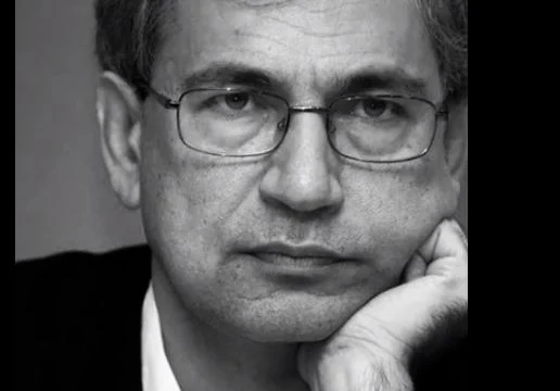 Shtyhet vizita e Orhan Pamuk në Kosovë
