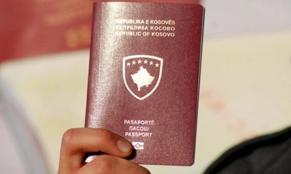 Ja kujt i nxjerr telashe njohja e pasaportës së Kosovës
