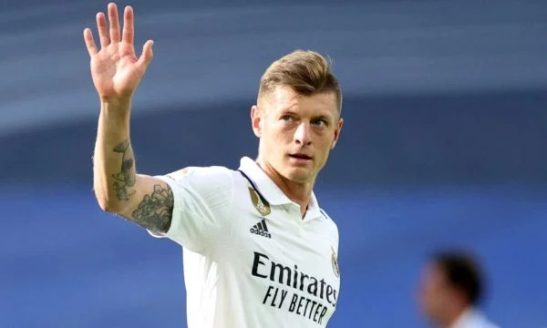 Zyrtare: Toni Kroos konfirmon vazhdimin e kontratës me Real Madridin