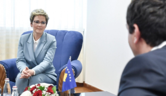 Kurti ka pritur në takim Kryetaren e re të Komunës së Preshevës