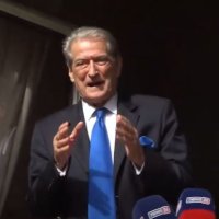 Berisha godet Escobarin: Po ju thua shqiptarëve do të hani bar