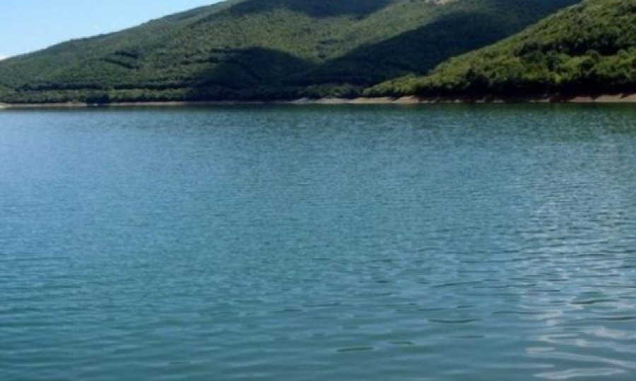 Vazhdon prezenca e manganit në liqenin e Badocit, IKSHPK: Nuk ka vend për panik
