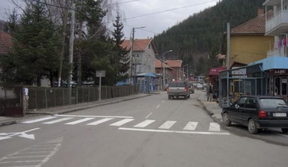 Policia e Kosovës kryen bastisje në tri lokacione në Zubin Potok