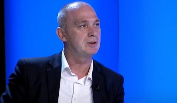 Humolli: Përleshja në Kuvend ka qenë skenar i Qeverisë, e ka ditë saktë që ka me ndodhë