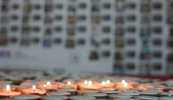 Për viktimat në Izrael në Prishtinë ndizen qirinj