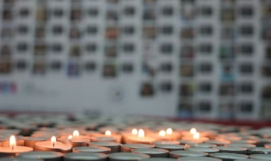 Për viktimat në Izrael në Prishtinë ndizen qirinj