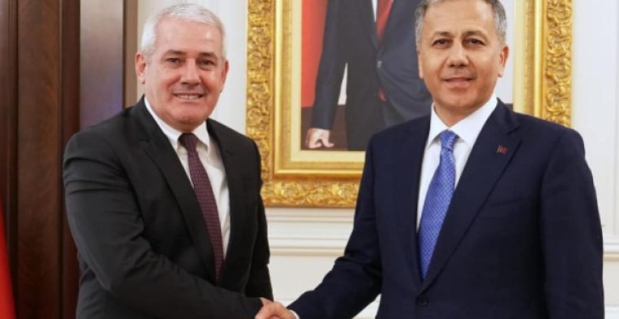 Sveçla pritet nga homologu turk Ali Yerlikaya