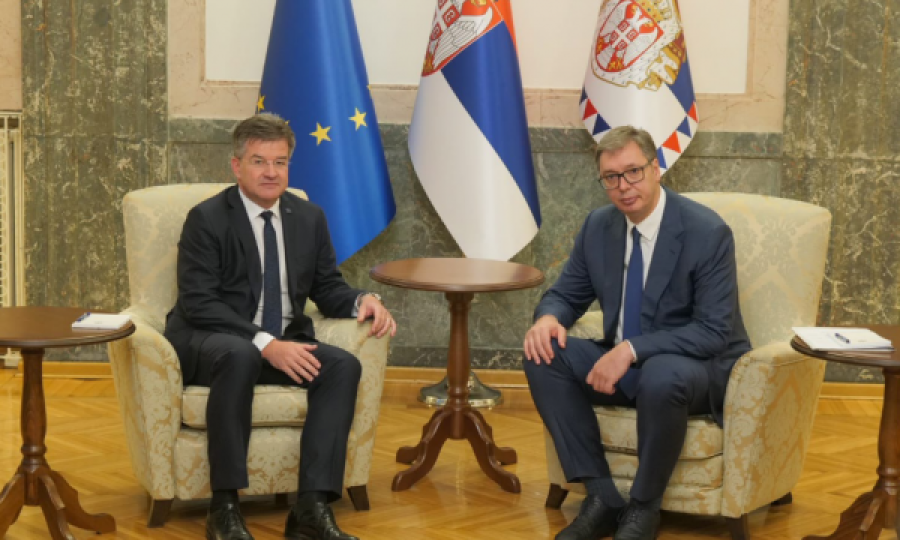Në takim me Lajçakun - Vuçiq ka insistuar në formimin e Asociacionit: Serbia është gjithmonë e gatshme për dialog