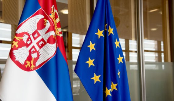 Sanksionet e ashpra të BE-së kundër Serbisë po i rrinë gati për goditje vdekjeprurëse regjimit të Aleksandër Vuçiqit
