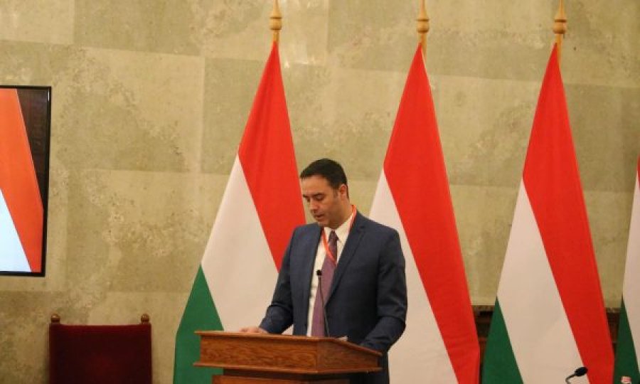 Konjufca i kërkon BE-së presion ndaj Serbisë